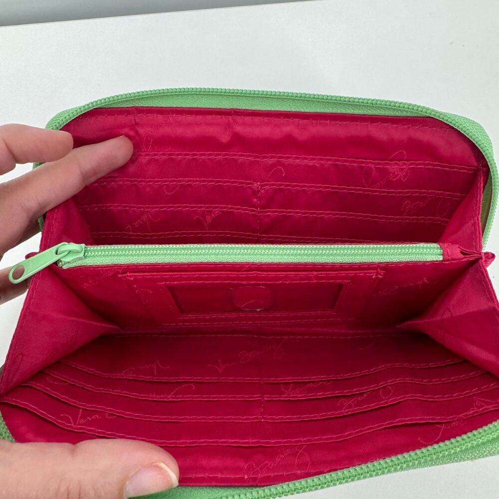 Vera Bradley Zip Around Wallet Tutti Frutti Green Mint Paisley Quilted Travel - Picture 5 of 7